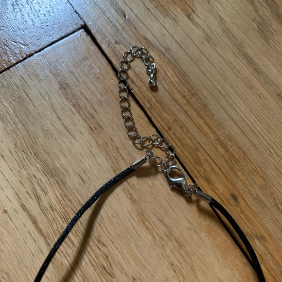 New cord heart necklace - Picture 6 of 8